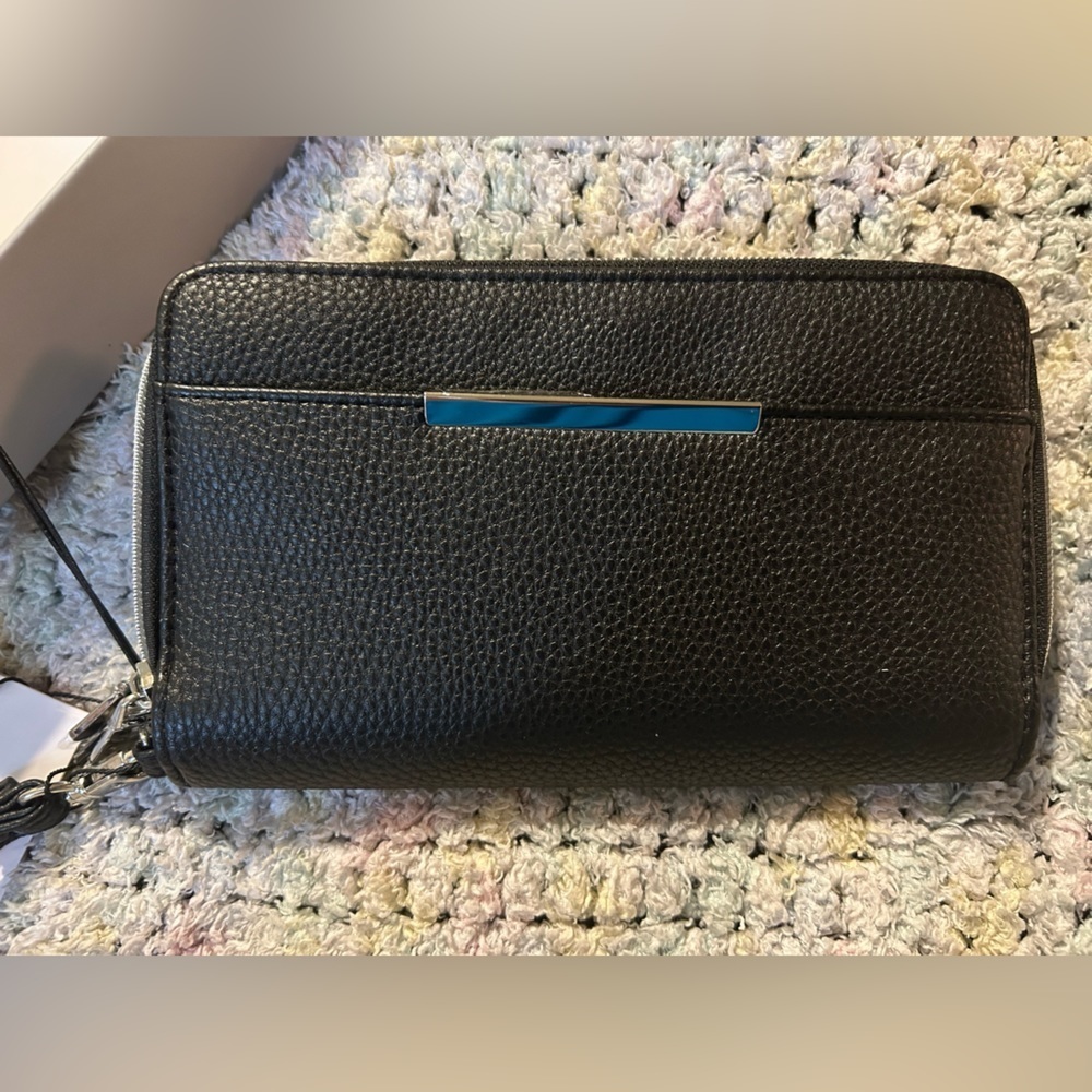 Kim Rogers NWT Wristlet Wallet Black